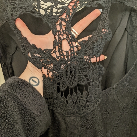 Halloween Goth Black Skull Back Lace Dress - Picture 5 of 5